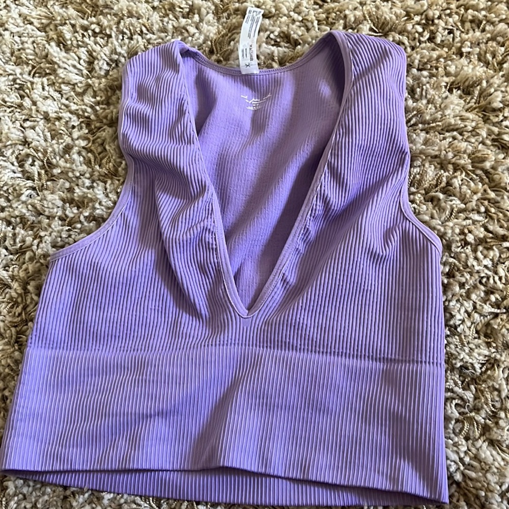urban outfitters athletic top